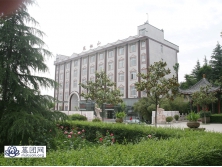 凤栖山人文纪念园